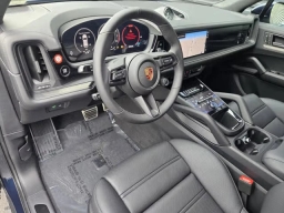 Porsche Cayenne GTS AWD 2026