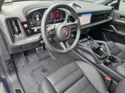 Porsche Cayenne GTS AWD 2026