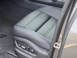 Porsche Cayenne GTS AWD 2026