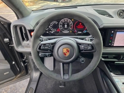 Porsche Cayenne GTS AWD 2026