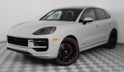 Porsche Cayenne GTS AWD 2026