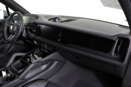 Porsche Cayenne GTS AWD 2026