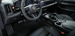 Porsche Cayenne GTS AWD 2026
