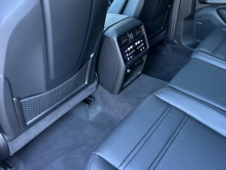 Porsche Cayenne GTS AWD 2026