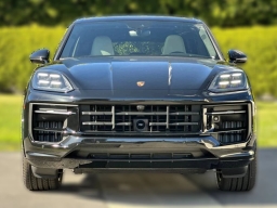 Porsche Cayenne GTS AWD 2026