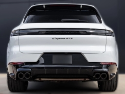 Porsche Cayenne GTS AWD 2026