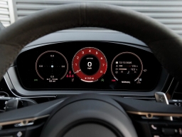 Porsche Cayenne GTS AWD 2025