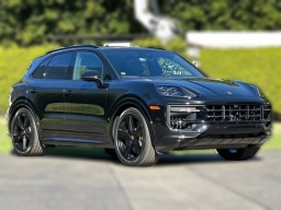 Porsche Cayenne GTS AWD 2026