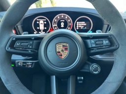 Porsche Cayenne GTS AWD 2026