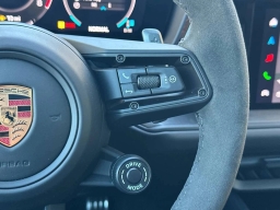 Porsche Cayenne GTS AWD 2026