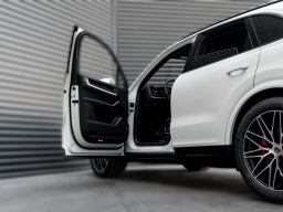 Porsche Cayenne S AWD 2026