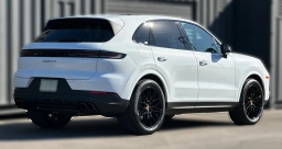 Porsche Cayenne S AWD 2026