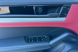 Porsche Cayenne S AWD 2026