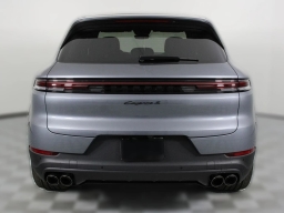 Porsche Cayenne S AWD 2026