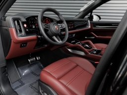 Porsche Cayenne S AWD 2026