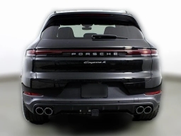 Porsche Cayenne S AWD 2025