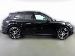 Porsche Cayenne S AWD 2025