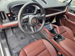 Porsche Cayenne S AWD 2026