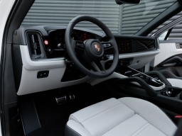 Porsche Cayenne S AWD 2025