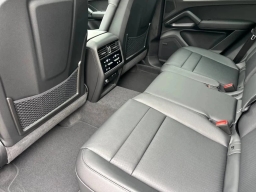 Porsche Cayenne S AWD 2026