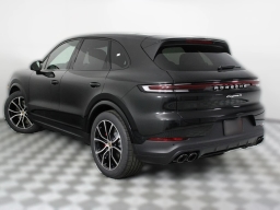 Porsche Cayenne S AWD 2026