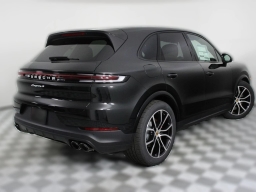 Porsche Cayenne S AWD 2026