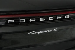 Porsche Cayenne S AWD 2026