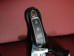 Porsche Cayenne S AWD 2026