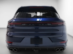 Porsche Cayenne S AWD 2026