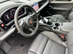 Porsche Cayenne S AWD 2026