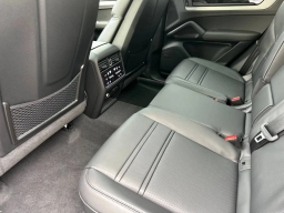 Porsche Cayenne S AWD 2026