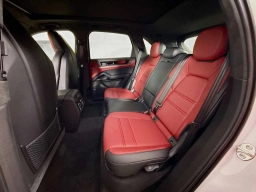 Porsche Cayenne Turbo E-Hybrid AWD 2025