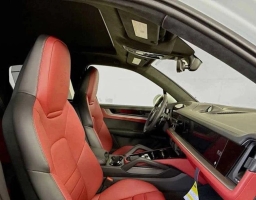 Porsche Cayenne Turbo E-Hybrid AWD 2025