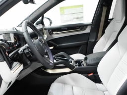 Porsche Cayenne Turbo E-Hybrid AWD 2026