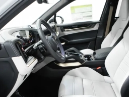 Porsche Cayenne Turbo E-Hybrid AWD 2026