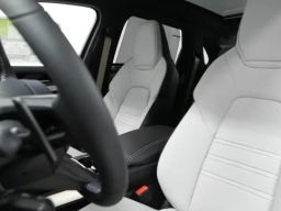 Porsche Cayenne Turbo E-Hybrid AWD 2026