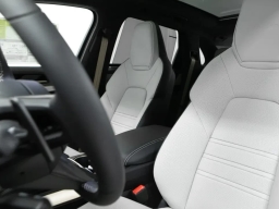 Porsche Cayenne Turbo E-Hybrid AWD 2026