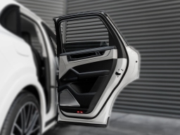 Porsche Cayenne Turbo E-Hybrid AWD 2026