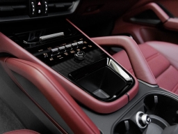 Porsche Cayenne Turbo E-Hybrid AWD 2026