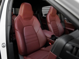 Porsche Cayenne Turbo E-Hybrid AWD 2026