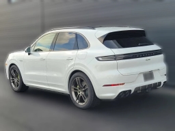 Porsche Cayenne Turbo E-Hybrid AWD 2025