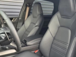 Porsche Cayenne Turbo E-Hybrid AWD 2025