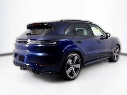 Porsche Cayenne Turbo E-Hybrid AWD 2025