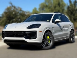 Porsche Cayenne Turbo E-Hybrid AWD 2025
