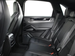 Porsche Cayenne Turbo E-Hybrid AWD 2026