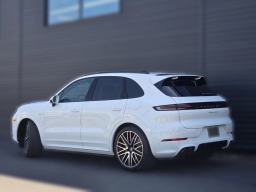 Porsche Cayenne S E-Hybrid AWD 2025