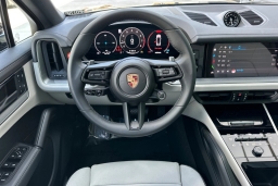 Porsche Cayenne Base Coupe AWD 2026