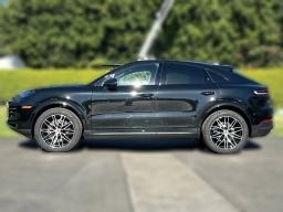 Porsche Cayenne Base Coupe AWD 2026