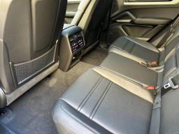 Porsche Cayenne Base Coupe AWD 2026