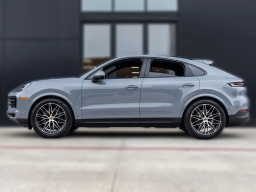 Porsche Cayenne Base Coupe AWD 2026